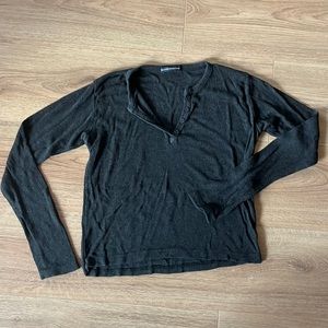 Long sleeved tee